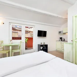  Apartment Casa Matteotti Croatia